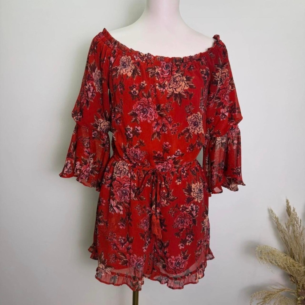 American Eagle Size M Floral Off-the-Shoulder Romper